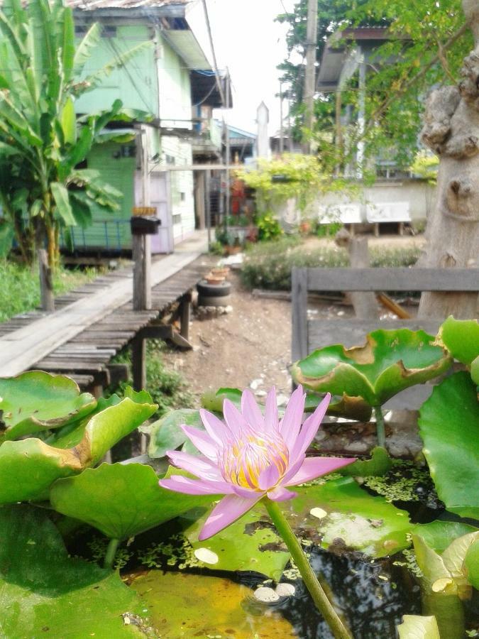 Ray Nu Guest House プラナコーン・シー・アユタヤ エクステリア 写真